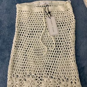 Never worn knitted skirt